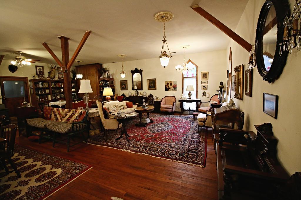 Ebenezer House Bed & Breakfast Burtonsville Екстер'єр фото