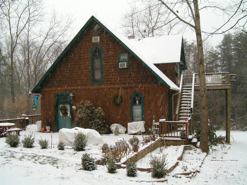 Ebenezer House Bed & Breakfast Burtonsville Екстер'єр фото