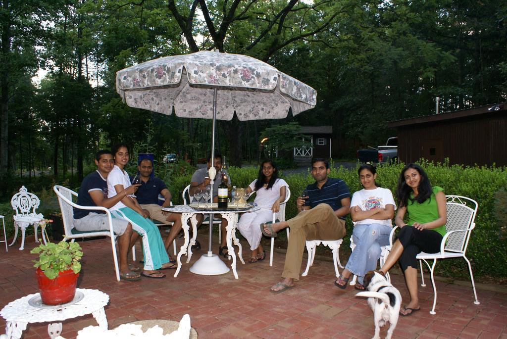 Ebenezer House Bed & Breakfast Burtonsville Екстер'єр фото