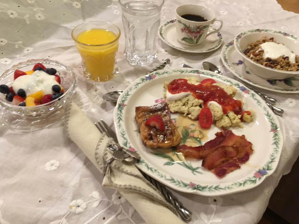 Ebenezer House Bed & Breakfast Burtonsville Екстер'єр фото